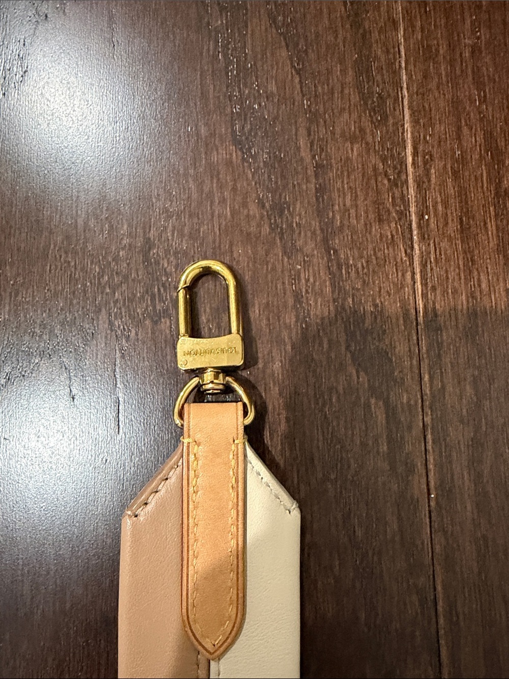 Louis Vuitton Leather Cluny Strap - Picture 5 of 8